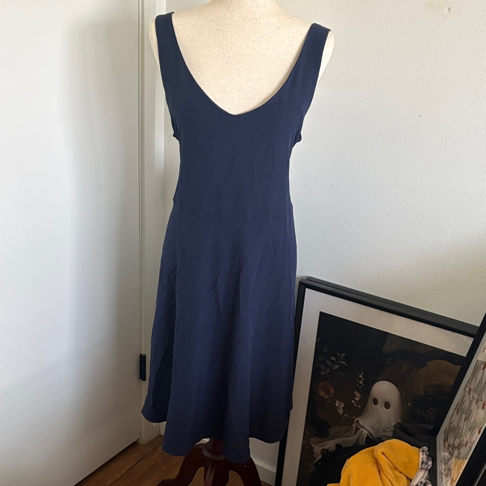 SHEIN Navy Scoop V-Neck Sleeveless Midi Dress